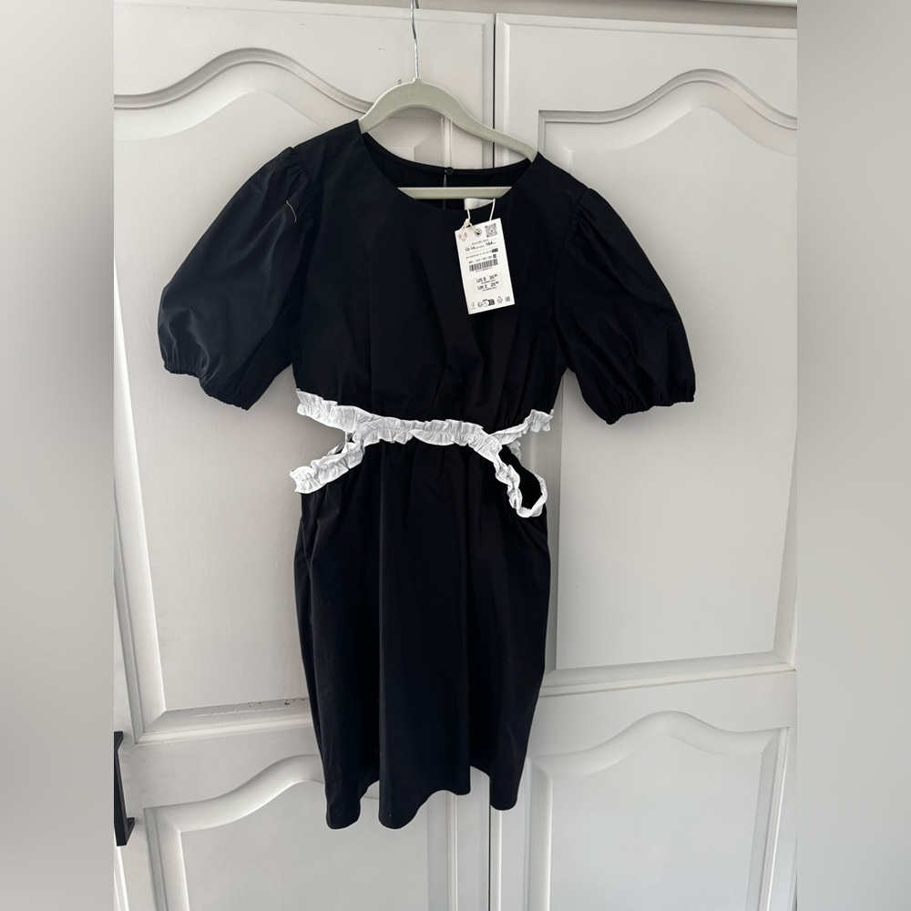 Zara Black Cutout Dress with White Ruffle Waist- Kids